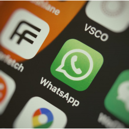 WhatsApp uvodi passkey - kraj lozinkama za bekape